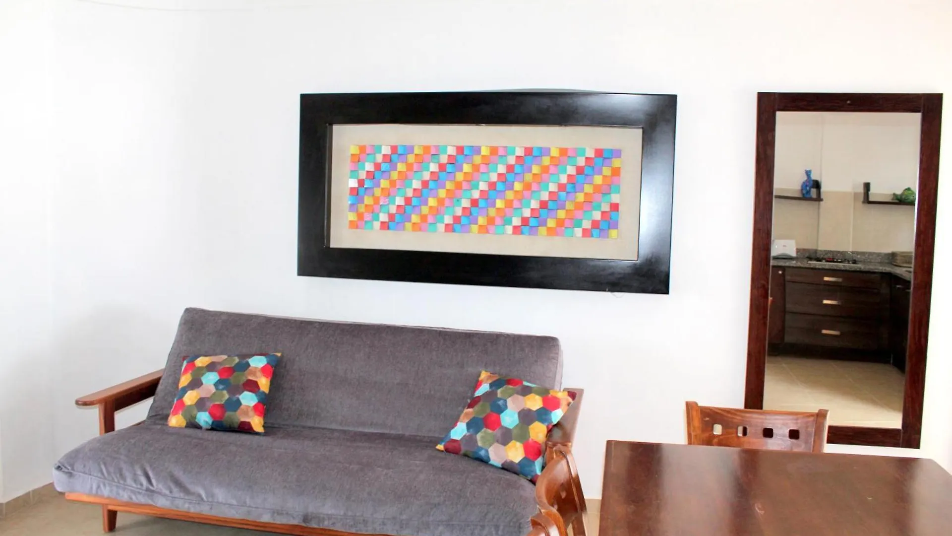 Hotel El Fuerte Beach Apartments