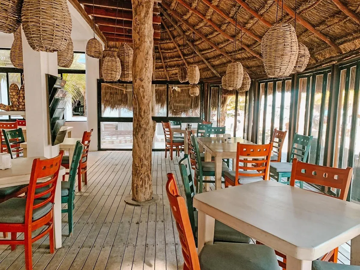 El Fuerte Beach Apartments Hotel Mahahual