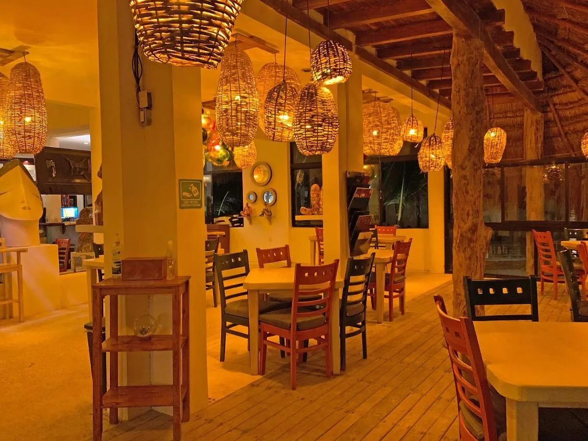*** Hotel El Fuerte Beach Apartments Mexico