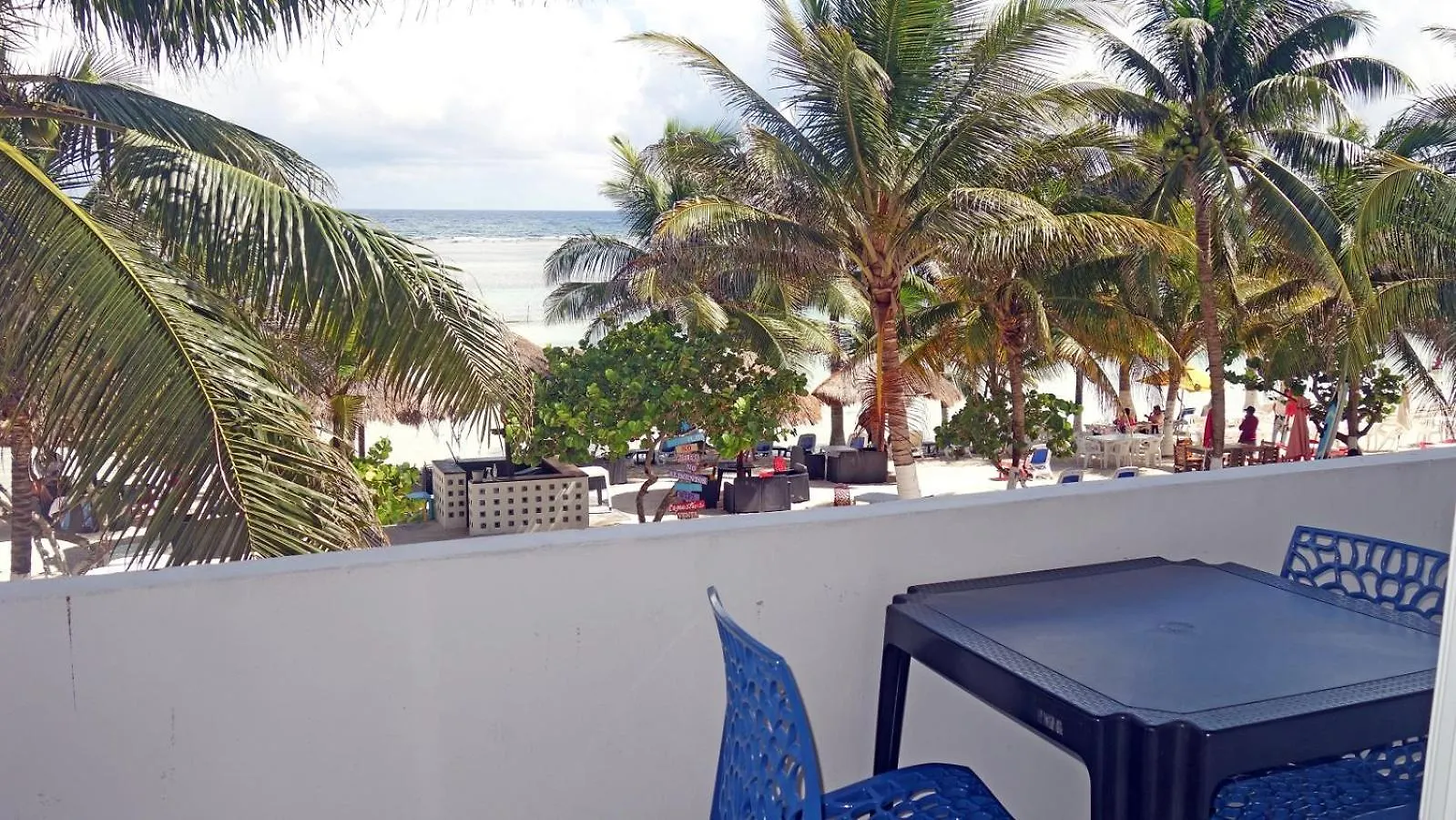 *** Hotel El Fuerte Beach Apartments Mahahual Messico