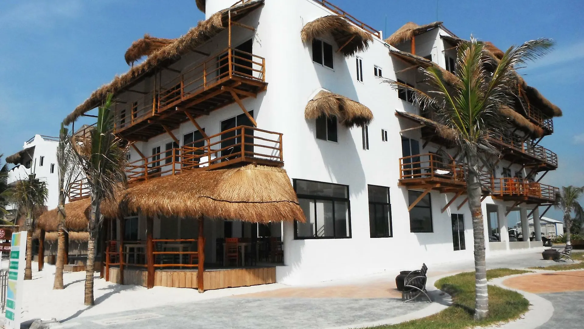 El Fuerte Beach Apartments Mahahual Hotel